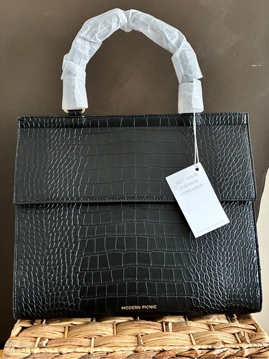 Modern Picnic Handbags - NWT Modern Picnic Large Luncher Black Croc Vegan Leather Lunch Bag
